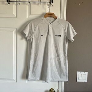 Vivint Security Henley T-Shirt Men’s Medium Authorized Dealer Employee Shirt